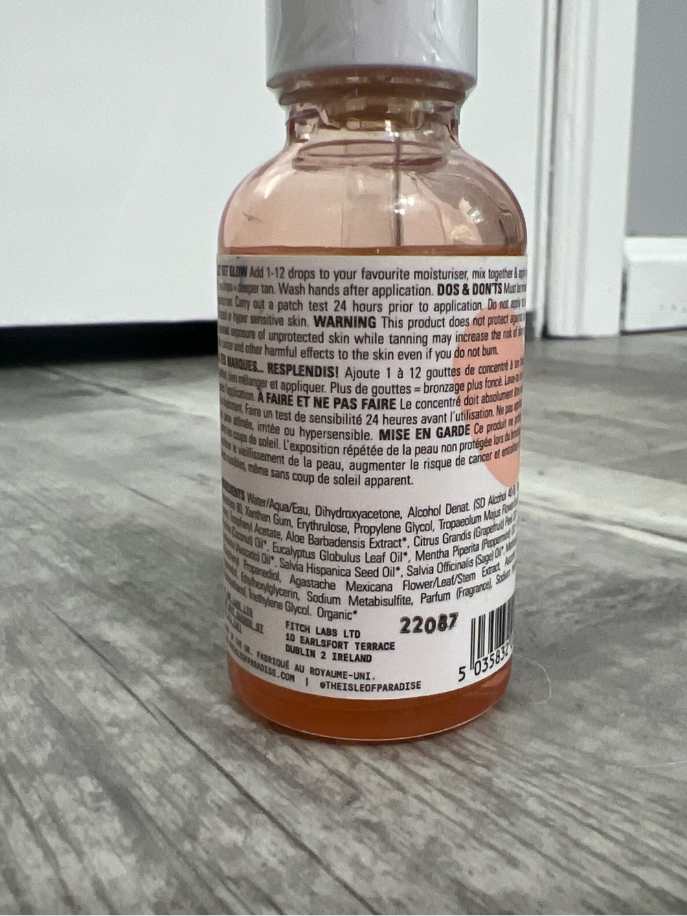Isle of Paradise Self Tanning Drops For Face & Body Light/Pale - Picture 3 of 4